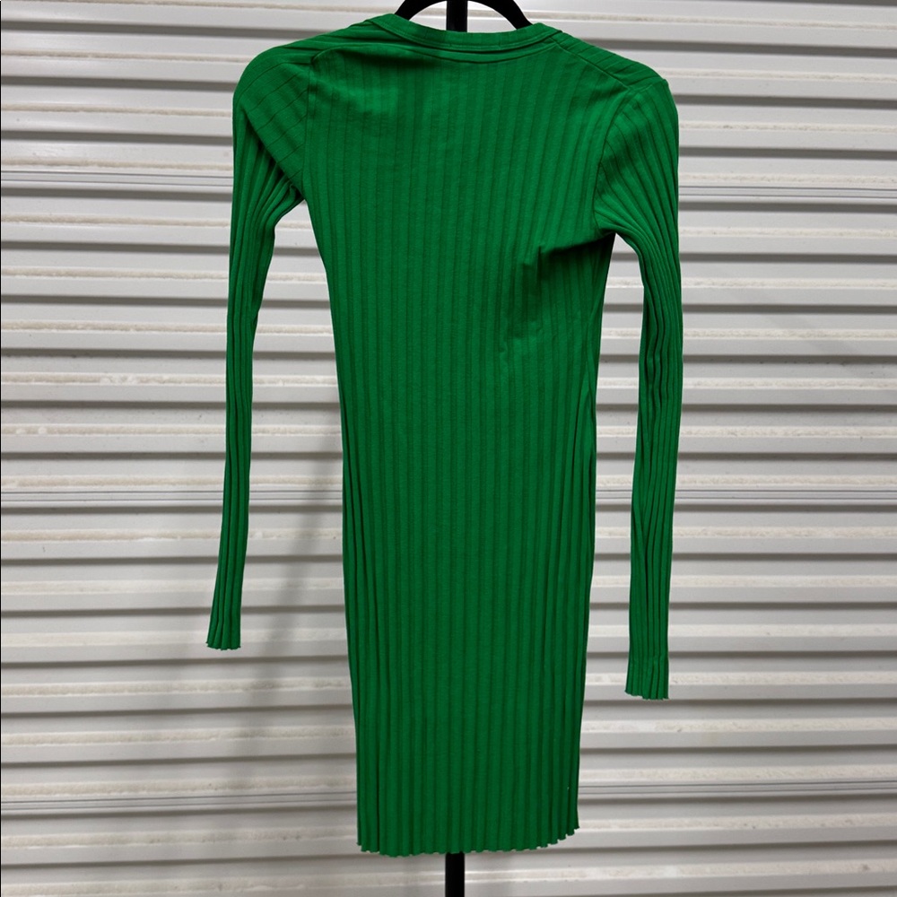 Green Ribbed Cutout Dress - Picture 2 of 2